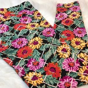 LuLaRoe OS Leggings 🌼 flowers